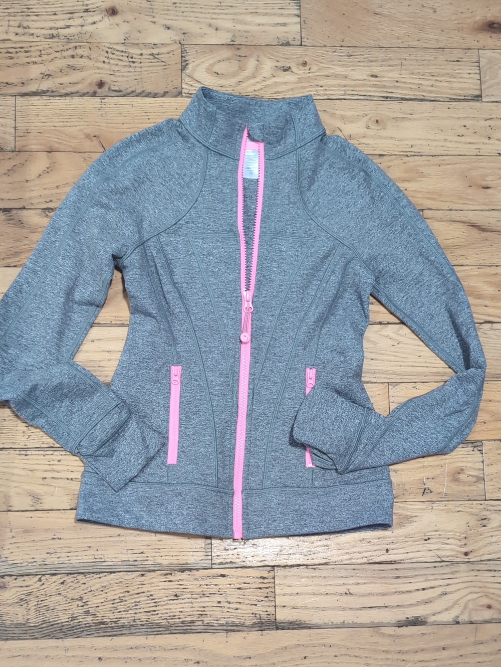 EUC Ivivva Active Jacket with Pink Trim Lululemon Youth Girls 12 *M4